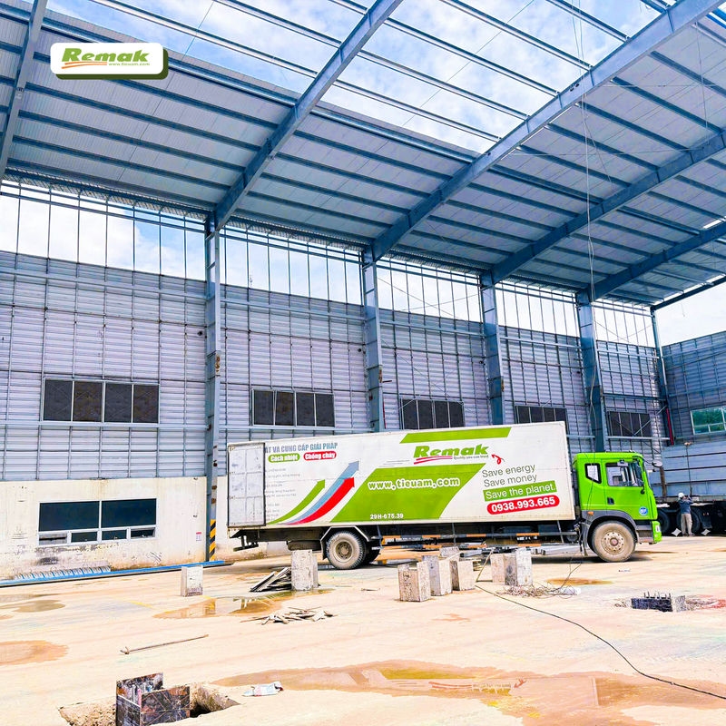 Bông thuỷ tinh Remak cách nhiệt mái tôn nhà xưởng